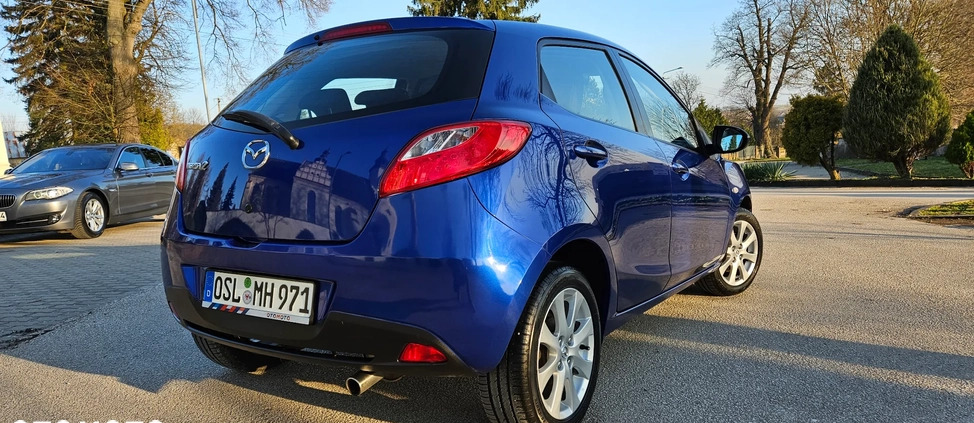 Mazda 2 cena 15500 przebieg: 167500, rok produkcji 2009 z Halinów małe 211